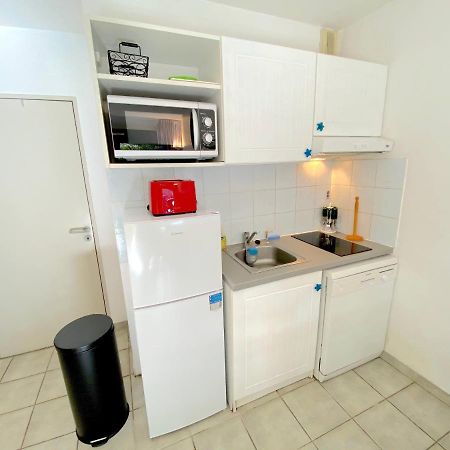 Appartement Avec Piscine A 5Min De La Plage Sanary-sur-Mer Exteriör bild