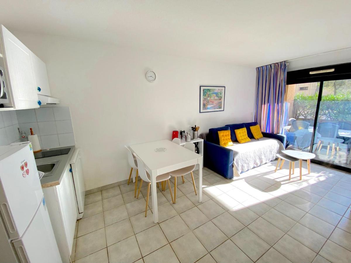 Appartement Avec Piscine A 5Min De La Plage Sanary-sur-Mer Exteriör bild