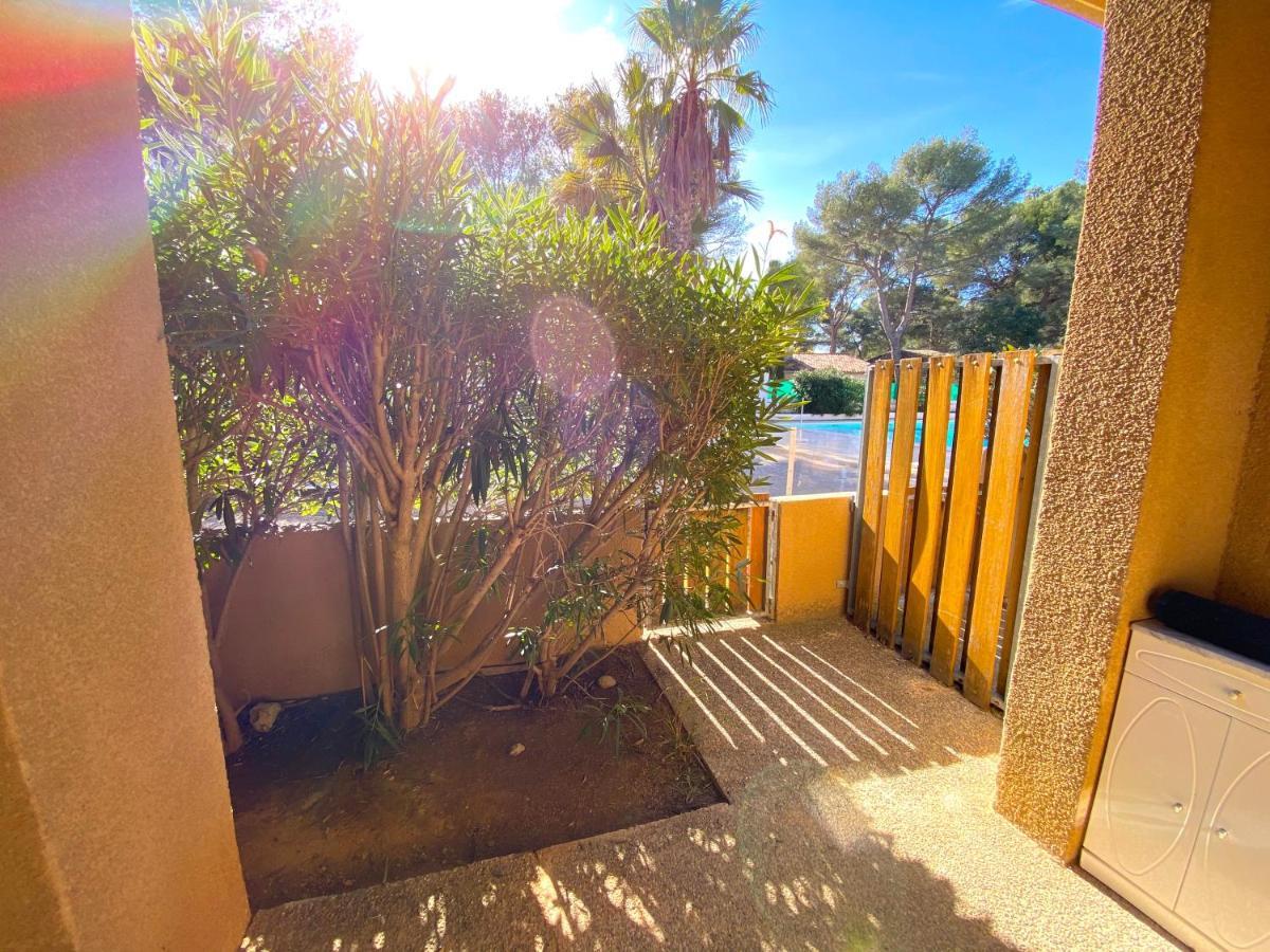 Appartement Avec Piscine A 5Min De La Plage Sanary-sur-Mer Exteriör bild